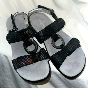 Alegria PG Lite size 38 EUC!